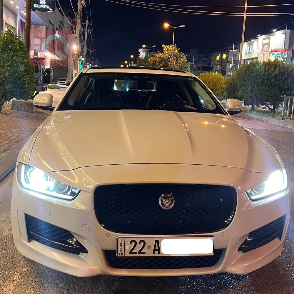 Jaguar XE